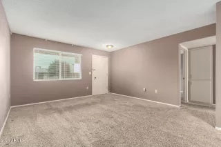 Photo #4: 6965390 Listing 