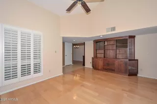 Photo #2: 6965568 Listing 