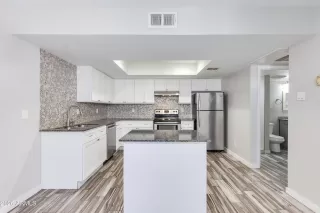 Photo #1: 6965665 Listing