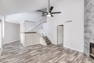 Photo #3: 6965665 Listing