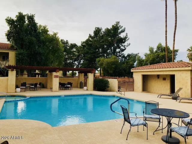 MLS: 6965667 Condo For Sale