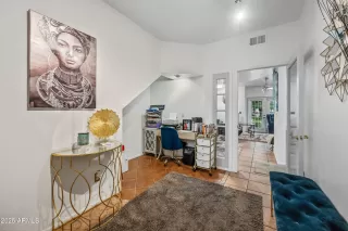 Photo #2: 6965707 Listing 