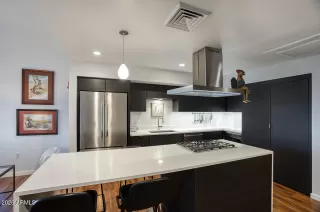 Photo #6: 6965739 Listing 