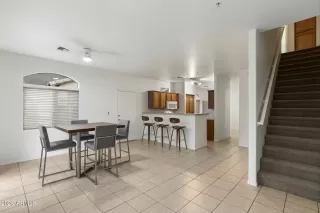 Photo #3: 6965797 Listing 