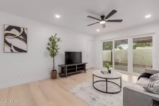 Photo #5: 6965833 Listing 