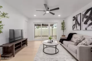 Photo #6: 6965833 Listing 