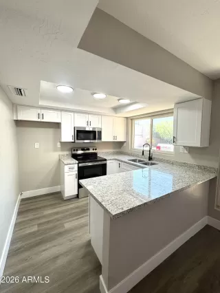 Photo #1: 6965967 Listing 