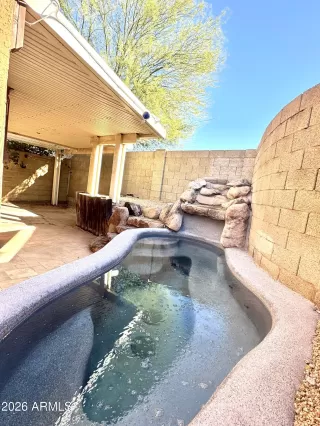 Photo #3: 6965967 Listing 