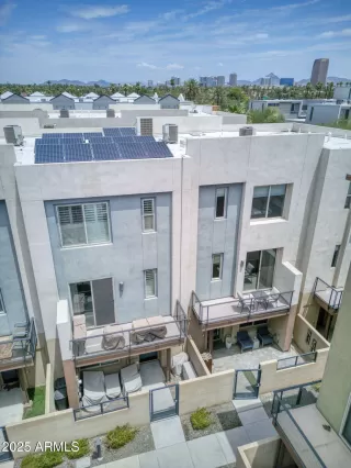 Photo #1: 6965969 Listing 