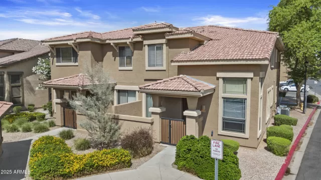 MLS: 6966060 Condo For Sale