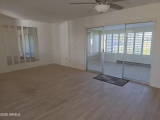 Photo #3: 6966091 Listing 