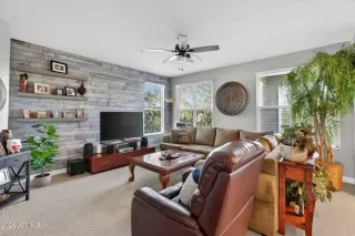 Photo #6: 6966153 Listing 