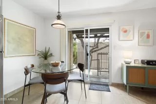 Photo #3: 6966160 Listing 