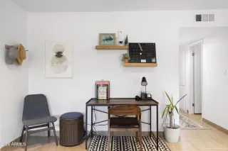 Photo #4: 6966160 Listing 