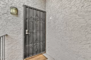 Photo #4: 6966188 Listing 