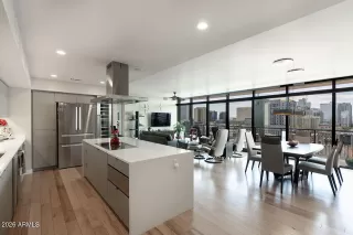 Photo #2: 6966236 Listing 