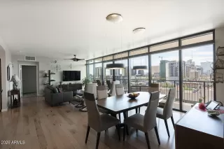 Photo #6: 6966236 Listing 