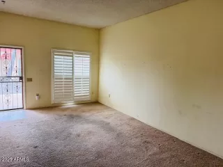 Photo #4: 6966265 Listing 