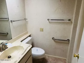 Photo #6: 6966265 Listing 