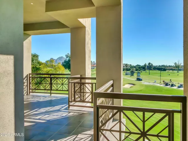 MLS: 6966317 Condo For Sale