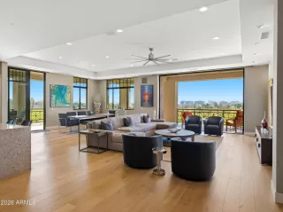 Photo #4: 6966317 Listing 