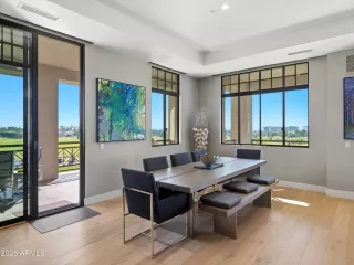 Photo #5: 6966317 Listing 