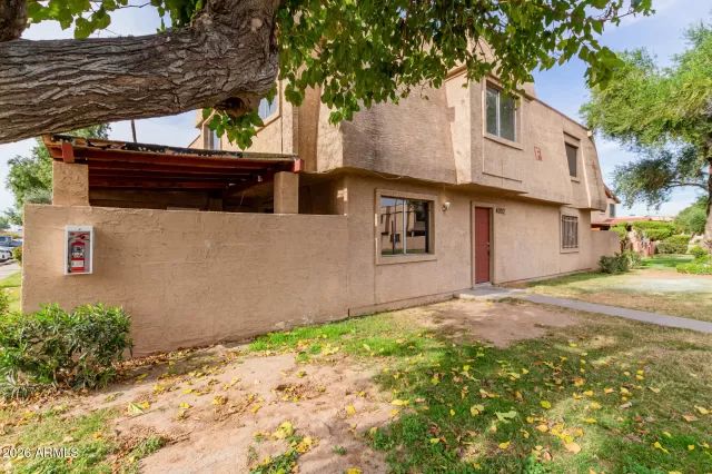 MLS: 6966373 Condo For Sale