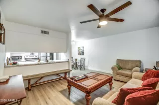 Photo #3: 6966378 Listing 