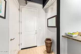 Photo #3: 6966423 Listing