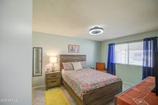 Photo #5: 6966427 Listing