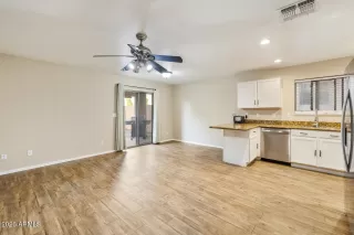 Photo #3: 6966438 Listing 