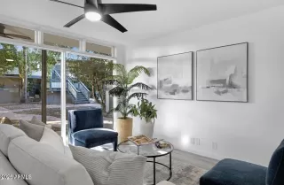 Photo #3: 6966460 Listing