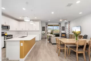 Photo #4: 6966468 Listing 