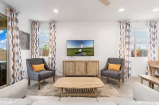 Photo #6: 6966468 Listing 