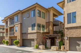 Photo #2: 6966474 Listing 