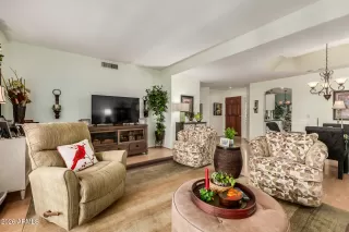 Photo #6: 6966478 Listing 