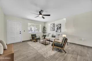 Photo #3: 6966501 Listing 