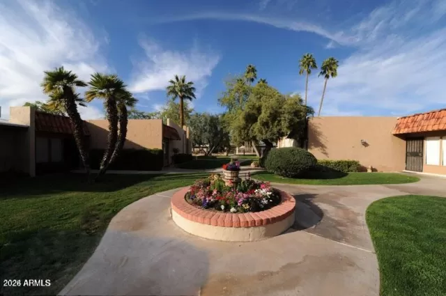 MLS: 6966547 Condo For Sale