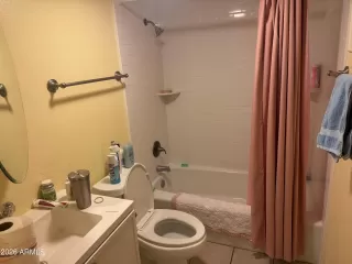 Photo #4: 6966547 Listing