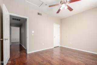 Photo #6: 6966561 Listing 