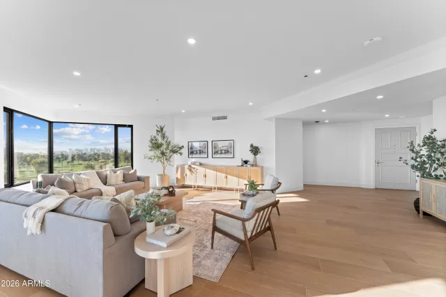 MLS: 6966586 Condo For Sale