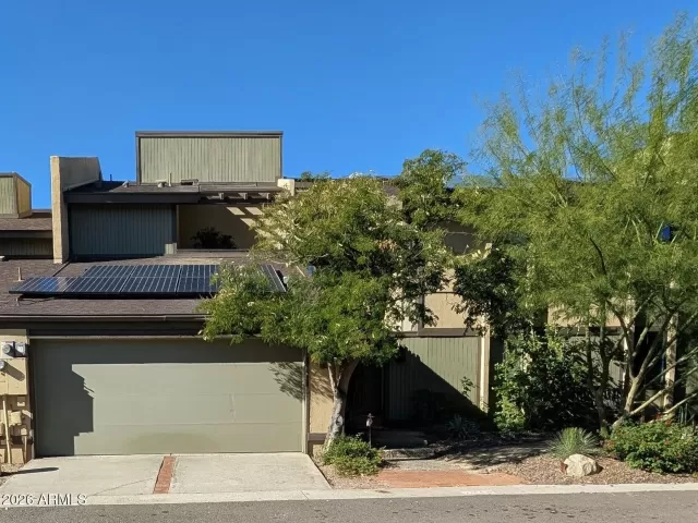 MLS: 6966700 Condo For Sale