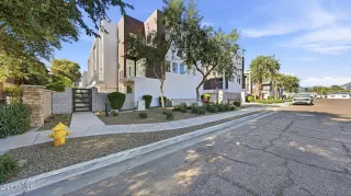 Photo #1: 6966879 Listing 