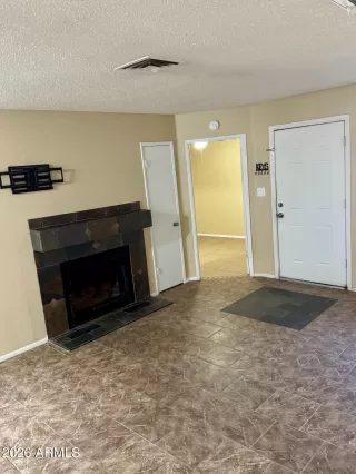 Photo #3: 6966915 Listing 