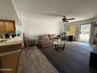 Photo #2: 6966929 Listing 