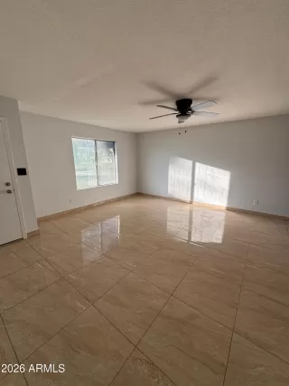 Photo #4: 6966957 Listing