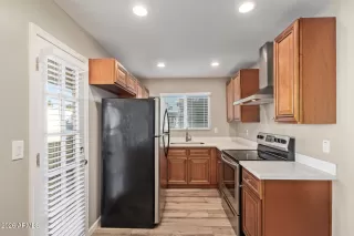 Photo #4: 6967159 Listing 