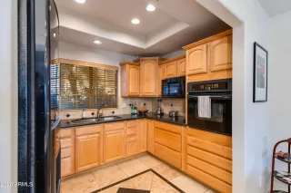 Photo #3: 6967191 Listing