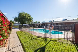 Photo #3: 6967240 Listing 