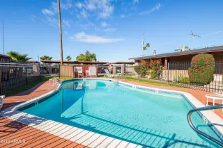 Photo #6: 6967240 Listing 